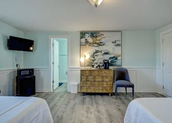 Loggerhead Inn & Suites hotel thumbnail 4