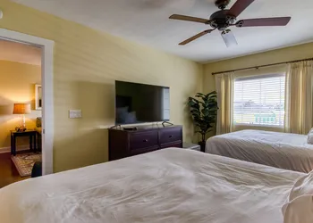 Harbourside Resort, a New Hotel Collection Property hotel thumbnail 8