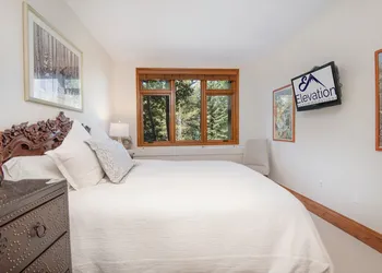 Highlands Lodge in Beaver Creek by Elevation Accommodations hotel thumbnail 7