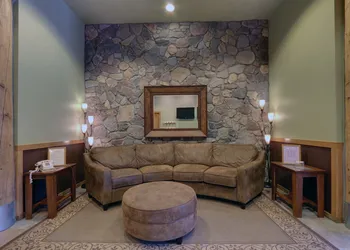 Arapahoe Lodge 1 Bed 1 Bath B hotel thumbnail 3
