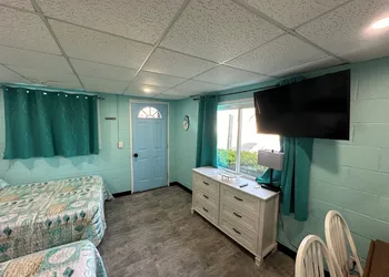 Old Orchard Beach Motel hotel thumbnail 6