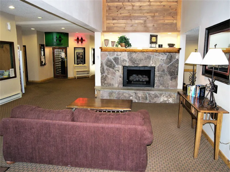 Fox Pine Lodge 3 Bed 3 Bath hotel detail image 2