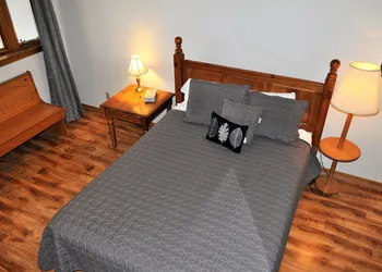 Fox Pine Lodge 3 Bed 3 Bath hotel thumbnail 6