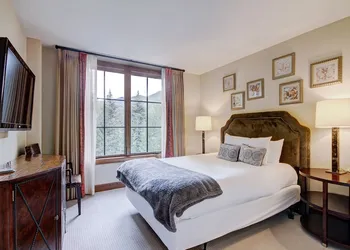 Ritz Carlton Residence Spacious with Valley Views by RedAwning hotel thumbnail 7