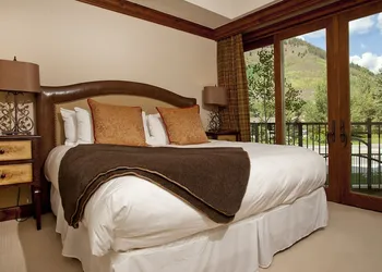 Ritz Carlton Vail #112 2 Bedroom Condo by RedAwning hotel thumbnail 4