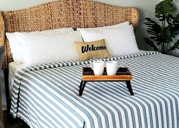 Coastal Inn hotel thumbnail 8
