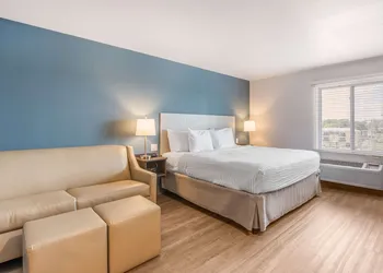 WoodSpring Suites Chicago Midway hotel thumbnail 8