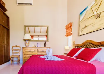 Room-executive Comfort Room With Swimmin hotel thumbnail 6