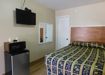 Hillcrest Motel hotel thumbnail 4