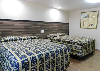 Hillcrest Motel hotel thumbnail 6