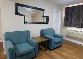 Hillcrest Motel hotel thumbnail 7
