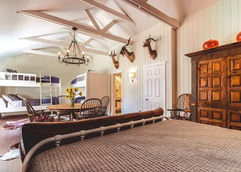 Stables Inn hotel thumbnail 5