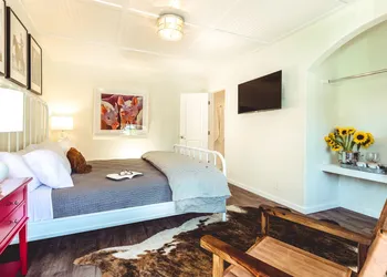 Stables Inn hotel thumbnail 6