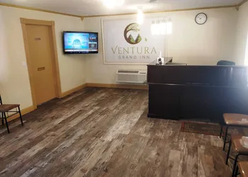 Ventura Grand Inn hotel thumbnail 3