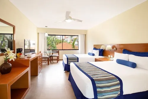 Plaza Pelicanos Grand Beach Resort - All Inclusive hotel detail image 6