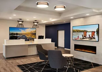 Microtel Inn & Suites by Wyndham Aurora hotel thumbnail 3