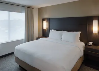 Residence Inn by Marriott Columbus Airport hotel thumbnail 6