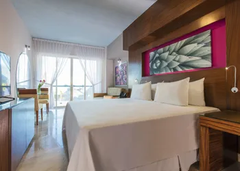 Krystal Grand Los Cabos - All inclusive hotel thumbnail 6