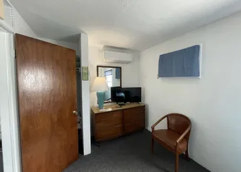 Bel Air Motel hotel thumbnail 5