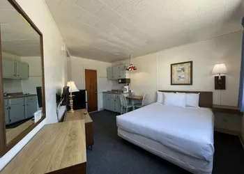 Bel Air Motel hotel thumbnail 7