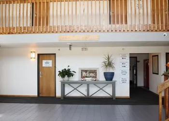 Can Am Inn hotel thumbnail 3