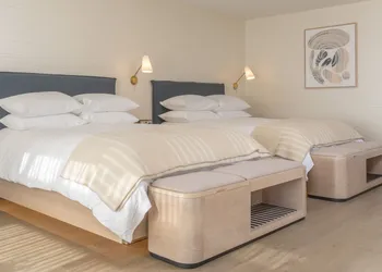 The Shoals Suites and Slips hotel thumbnail 5