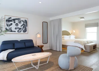 The Shoals Suites and Slips hotel thumbnail 8