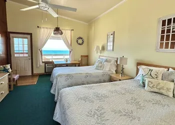Sea Foam Motel hotel thumbnail 4