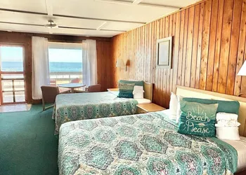 Sea Foam Motel hotel thumbnail 5