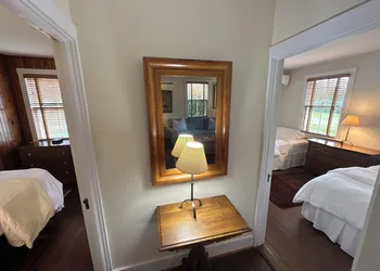 The 1708 House hotel thumbnail 3