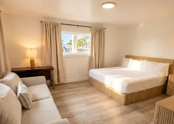 Sun Fun Motel hotel thumbnail 2