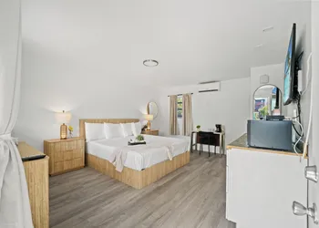Sun Fun Motel hotel thumbnail 7