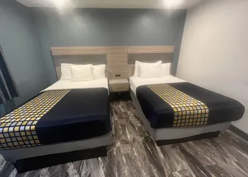 Travel Inn Motel hotel thumbnail 2