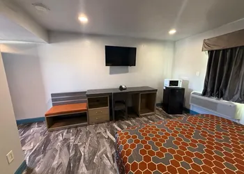 Travel Inn Motel hotel thumbnail 8