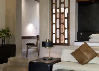 Thompson Zihuatanejo, A Beach Resort, by Hyatt hotel thumbnail 5