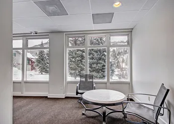 VS641H Village Square 1Br 1Ba Hotel Room hotel thumbnail 4