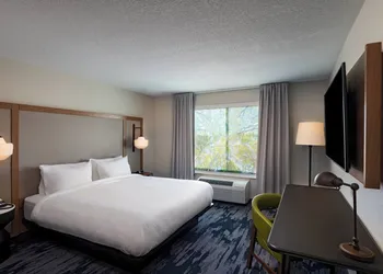 Fairfield Inn & Suites by Marriott Oskaloosa hotel thumbnail 6