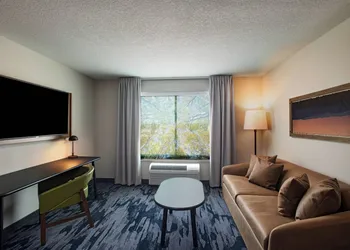 Fairfield Inn & Suites by Marriott Oskaloosa hotel thumbnail 8