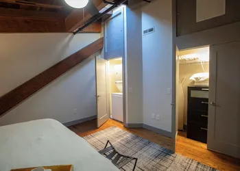 The Lofts at Downtown Salem hotel thumbnail 5