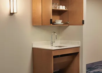 Fairfield Inn & Suites by Marriott Orillia hotel thumbnail 5