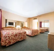 Ocean Beach Suites hotel detail image 7