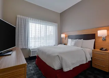 TownePlace Suites by Marriott Detroit Allen Park hotel thumbnail 8
