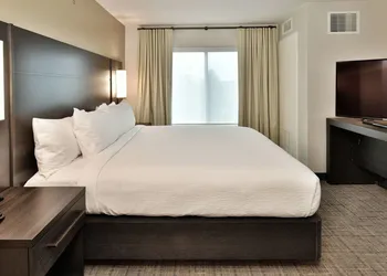 Residence Inn by Marriott Eau Claire hotel thumbnail 7