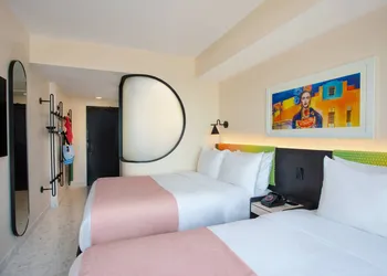 Moxy Miami South Beach hotel thumbnail 8