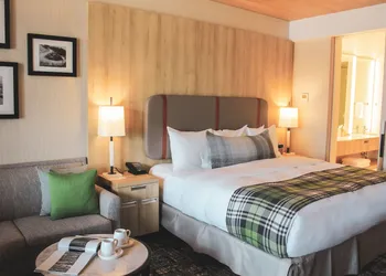 Headwaters Lodge at Eagle Ranch Resort hotel thumbnail 2