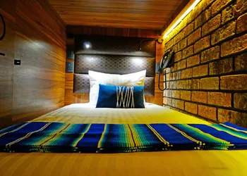 Cadillac Hotel Boutique hotel thumbnail 4