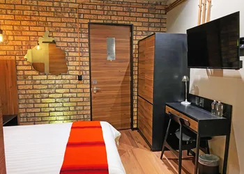 Cadillac Hotel Boutique hotel thumbnail 7