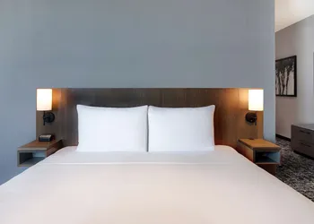 Hyatt Place Ottawa West hotel thumbnail 8