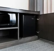 Courtyard by Marriott Marina del Rey hotel detail image 5