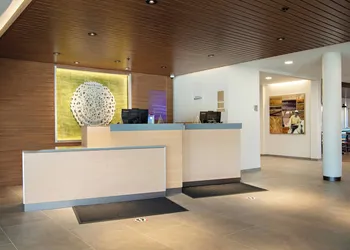 Fairfield Inn & Suites by Marriott Dayton North hotel thumbnail 2
